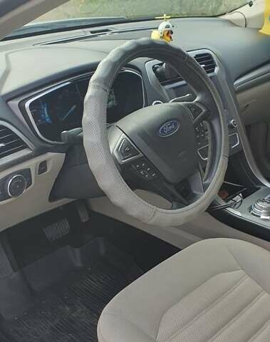 Белый Форд Фьюжн, объемом двигателя 2 л и пробегом 102 тыс. км за 12500 $, фото 5 на Automoto.ua