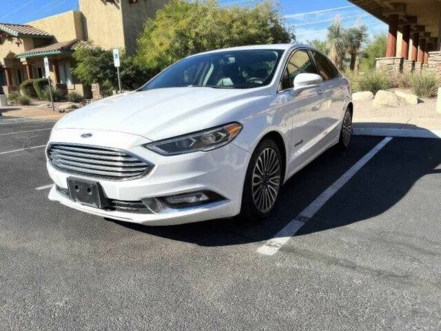 Білий Форд Фьюжен, об'ємом двигуна 2 л та пробігом 89 тис. км за 7000 $, фото 2 на Automoto.ua