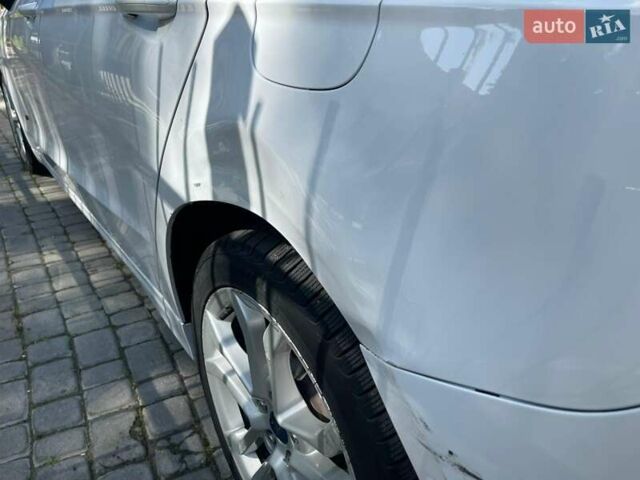 Белый Форд Фьюжн, объемом двигателя 1.5 л и пробегом 75 тыс. км за 12000 $, фото 18 на Automoto.ua