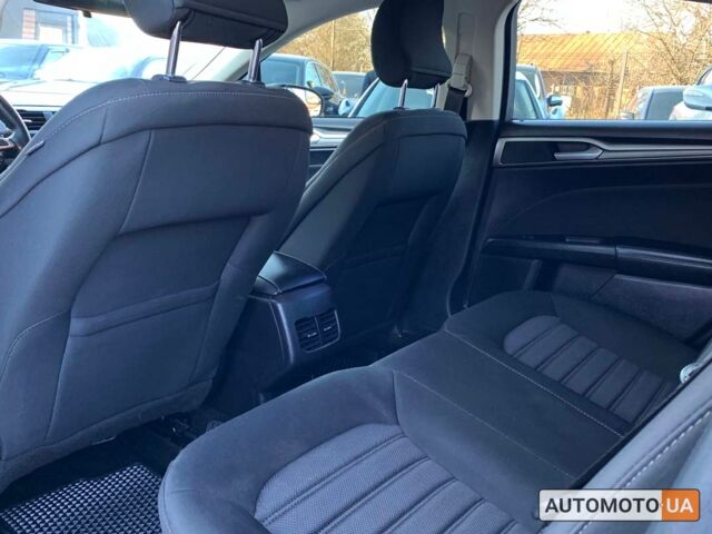 Форд Фьюжн 2018 в Коломые на Automoto.ua Белый Форд Фьюжн, объемом двигателя 2 л и пробегом 120 тыс. км за 15999 $, фото 8 на Automoto.ua