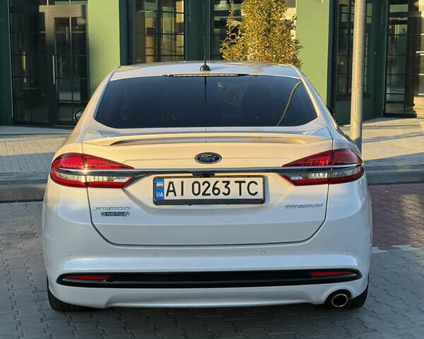 Белый Форд Фьюжн, объемом двигателя 2 л и пробегом 148 тыс. км за 13900 $, фото 5 на Automoto.ua