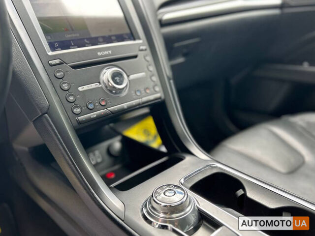Белый Форд Фьюжн, объемом двигателя 2 л и пробегом 92 тыс. км за 12800 $, фото 14 на Automoto.ua