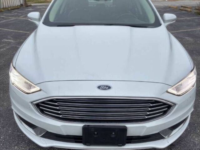 Белый Форд Фьюжн, объемом двигателя 2 л и пробегом 36 тыс. км за 10000 $, фото 1 на Automoto.ua