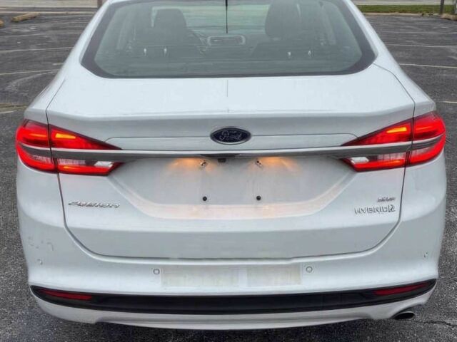 Белый Форд Фьюжн, объемом двигателя 2 л и пробегом 36 тыс. км за 10000 $, фото 6 на Automoto.ua