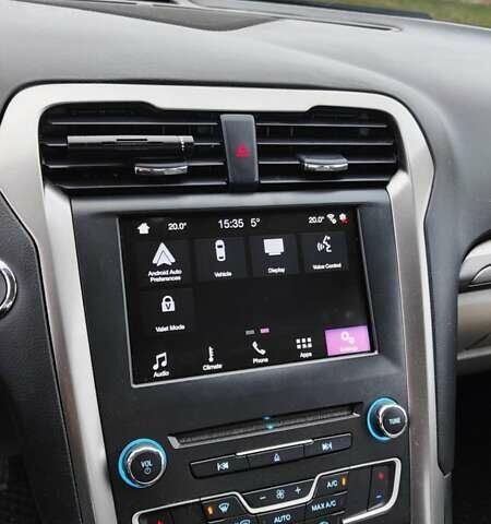 Белый Форд Фьюжн, объемом двигателя 2 л и пробегом 162 тыс. км за 15600 $, фото 12 на Automoto.ua