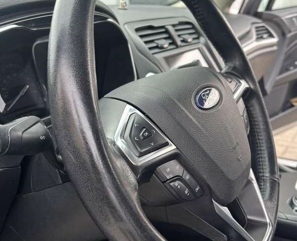 Форд Фьюжен 2018 у Києві на Automoto.ua Білий Форд Фьюжен, об'ємом двигуна 0 л та пробігом 131 тис. км за 7800 $, фото 7 на Automoto.ua
