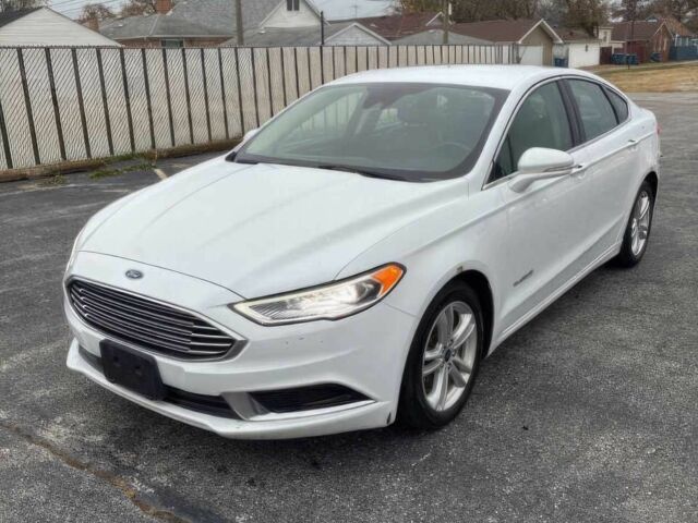 Белый Форд Фьюжн, объемом двигателя 2 л и пробегом 36 тыс. км за 10000 $, фото 2 на Automoto.ua