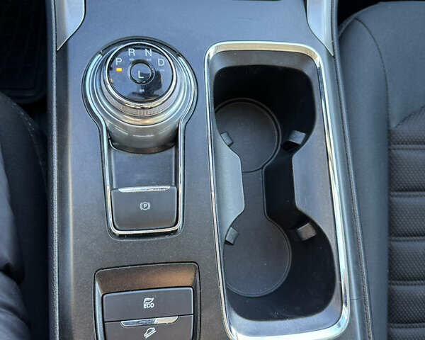 Білий Форд Фьюжен, об'ємом двигуна 0 л та пробігом 199 тис. км за 13100 $, фото 23 на Automoto.ua