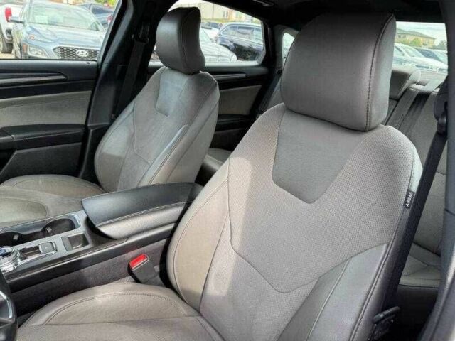 Форд Фьюжн 2018 в Тернополе на Automoto.ua Белый Форд Фьюжн, объемом двигателя 2.7 л и пробегом 34 тыс. км за 2900 $, фото 6 на Automoto.ua