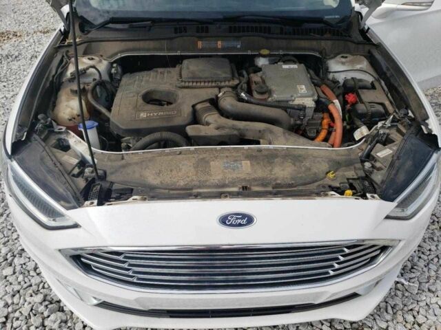 Білий Форд Фьюжен, об'ємом двигуна 2 л та пробігом 129 тис. км за 1500 $, фото 10 на Automoto.ua