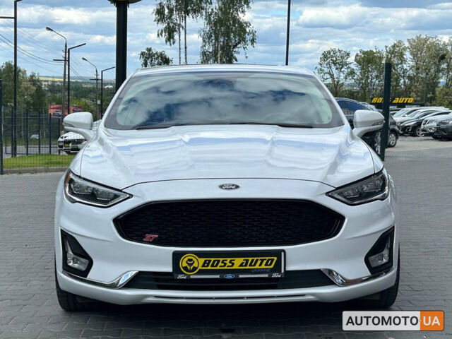 Белый Форд Фьюжн, объемом двигателя 2 л и пробегом 92 тыс. км за 12800 $, фото 1 на Automoto.ua