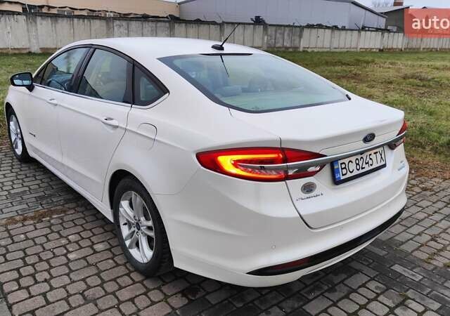 Белый Форд Фьюжн, объемом двигателя 2 л и пробегом 162 тыс. км за 15600 $, фото 7 на Automoto.ua