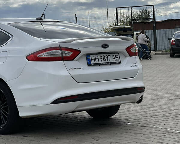 Форд Фьюжн 2018 в Одессе на Automoto.ua Белый Форд Фьюжн, объемом двигателя 2 л и пробегом 215 тыс. км за 14000 $, фото 8 на Automoto.ua