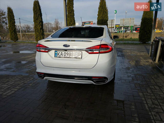 Белый Форд Фьюжн, объемом двигателя 2 л и пробегом 149 тыс. км за 13700 $, фото 10 на Automoto.ua