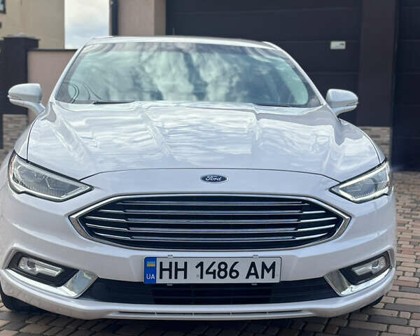 Форд Фьюжен 2018 у Чорноморську (Іллічівську) на Automoto.ua Білий Форд Фьюжен, об'ємом двигуна 2 л та пробігом 117 тис. км за 14700 $, фото 1 на Automoto.ua