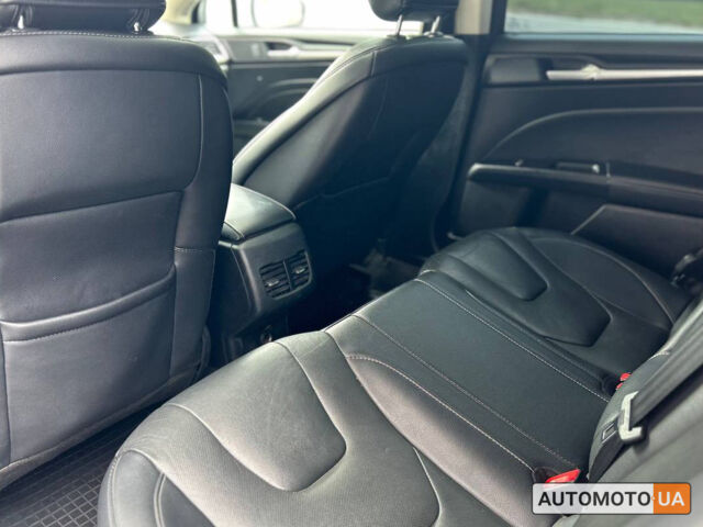 Белый Форд Фьюжн, объемом двигателя 2 л и пробегом 92 тыс. км за 12800 $, фото 20 на Automoto.ua