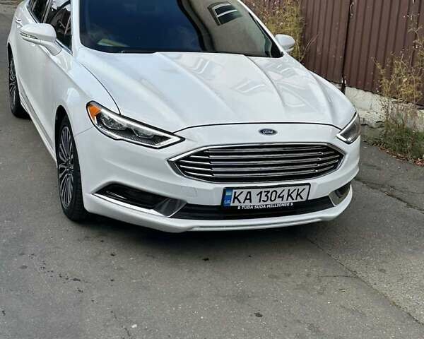 Білий Форд Фьюжен, об'ємом двигуна 2 л та пробігом 87 тис. км за 14500 $, фото 8 на Automoto.ua