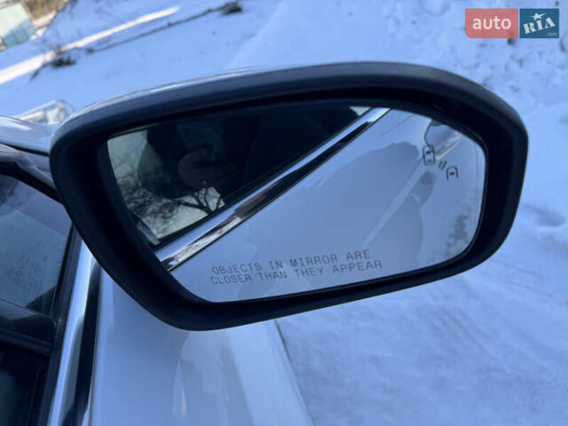 Білий Форд Фьюжен, об'ємом двигуна 0 л та пробігом 199 тис. км за 13100 $, фото 3 на Automoto.ua