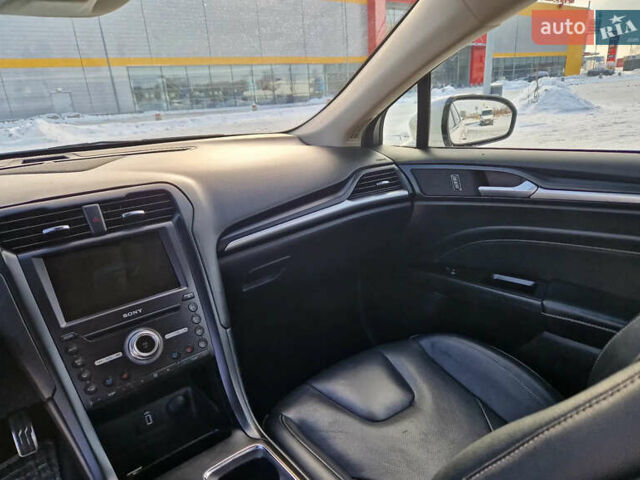 Белый Форд Фьюжн, объемом двигателя 2 л и пробегом 122 тыс. км за 13800 $, фото 9 на Automoto.ua