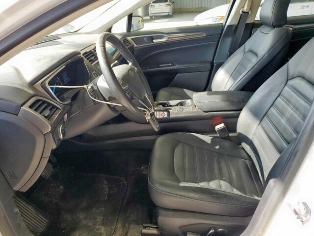 Белый Форд Фьюжн, объемом двигателя 0 л и пробегом 96 тыс. км за 2900 $, фото 6 на Automoto.ua