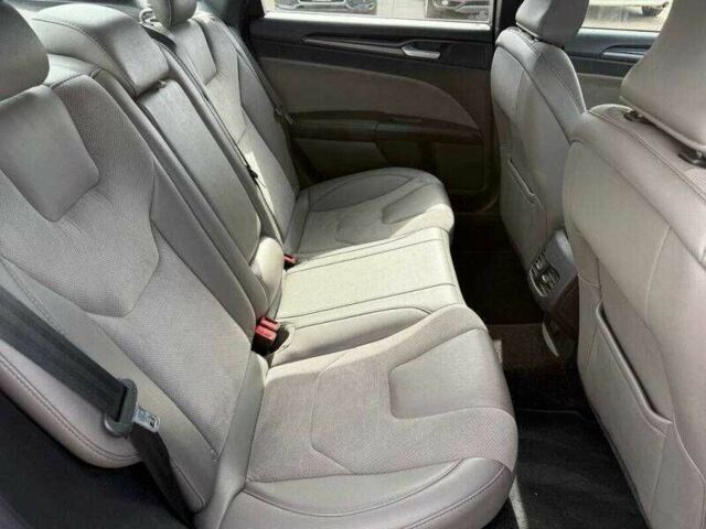 Форд Фьюжн 2018 в Тернополе на Automoto.ua Белый Форд Фьюжн, объемом двигателя 2.7 л и пробегом 34 тыс. км за 2900 $, фото 15 на Automoto.ua