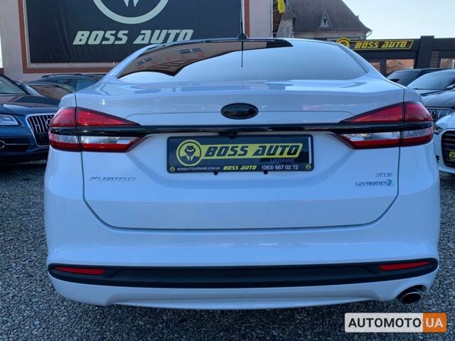 Форд Фьюжн 2018 в Коломые на Automoto.ua Белый Форд Фьюжн, объемом двигателя 2 л и пробегом 120 тыс. км за 15999 $, фото 4 на Automoto.ua