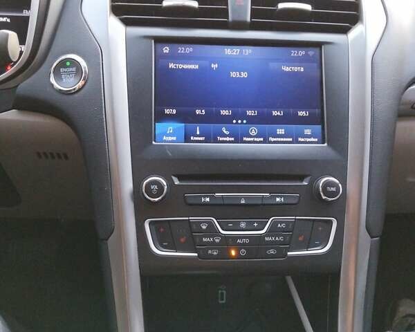 Белый Форд Фьюжн, объемом двигателя 2 л и пробегом 102 тыс. км за 14300 $, фото 11 на Automoto.ua