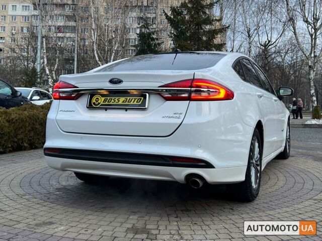 Белый Форд Фьюжн, объемом двигателя 2 л и пробегом 140 тыс. км за 13200 $, фото 6 на Automoto.ua