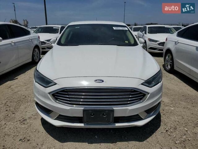 Форд Фьюжен 2018 у Полтаві на Automoto.ua Білий Форд Фьюжен, об'ємом двигуна 2 л та пробігом 155 тис. км за 2600 $, фото 4 на Automoto.ua