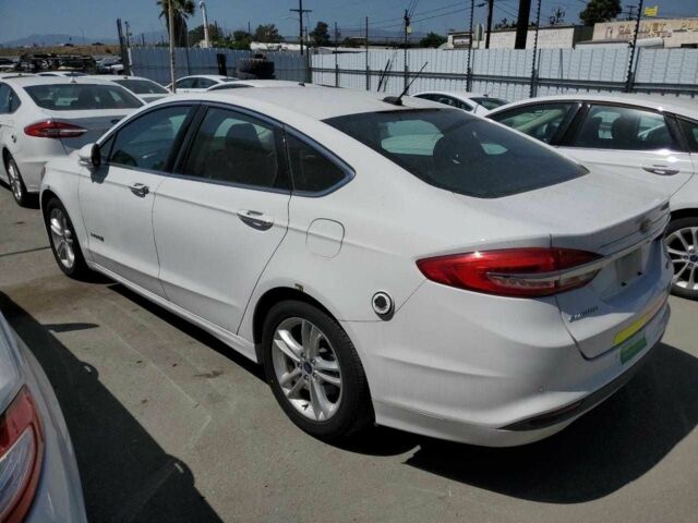 Форд Фьюжен 2018 у Івано-Франківську на Automoto.ua Білий Форд Фьюжен, об'ємом двигуна 2 л та пробігом 20 тис. км за 1800 $, фото 1 на Automoto.ua