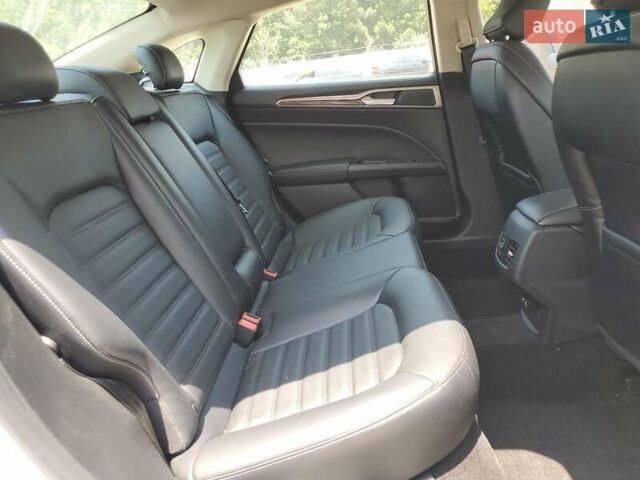 Форд Фьюжн 2018 в Киеве на Automoto.ua Белый Форд Фьюжн, объемом двигателя 2 л и пробегом 147 тыс. км за 1900 $, фото 9 на Automoto.ua