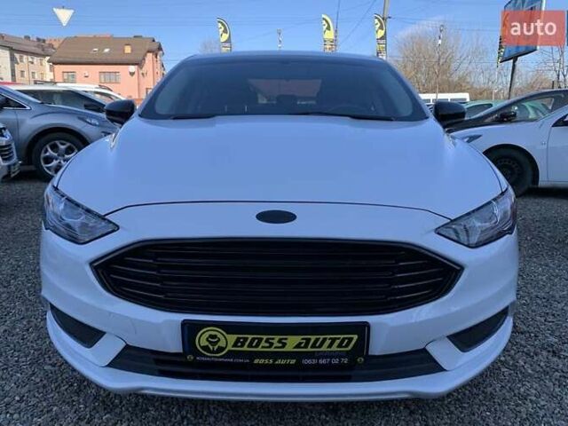 Белый Форд Фьюжн, объемом двигателя 2 л и пробегом 137 тыс. км за 14800 $, фото 1 на Automoto.ua