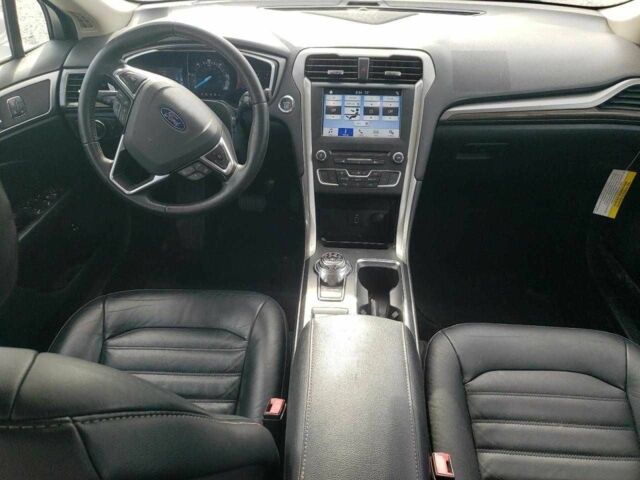 Белый Форд Фьюжн, объемом двигателя 2 л и пробегом 68 тыс. км за 2000 $, фото 7 на Automoto.ua