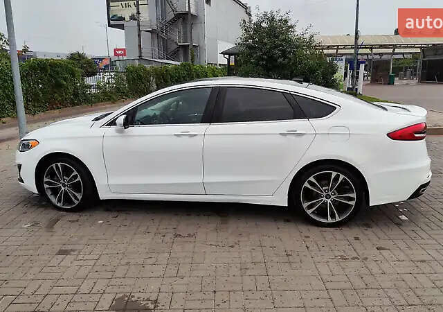 Белый Форд Фьюжн, объемом двигателя 2 л и пробегом 127 тыс. км за 14400 $, фото 12 на Automoto.ua