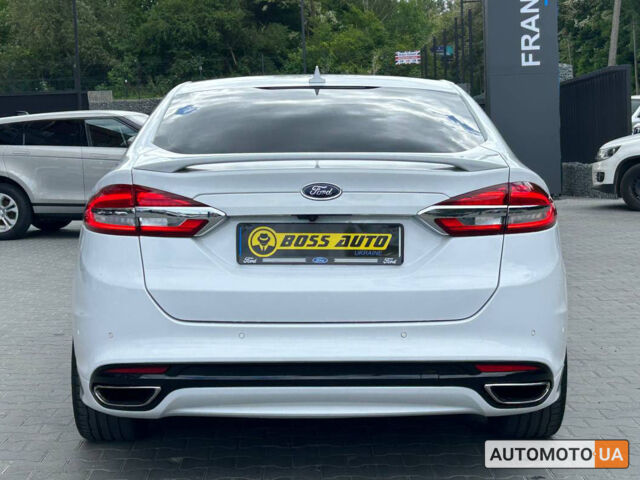 Белый Форд Фьюжн, объемом двигателя 2 л и пробегом 92 тыс. км за 12800 $, фото 4 на Automoto.ua