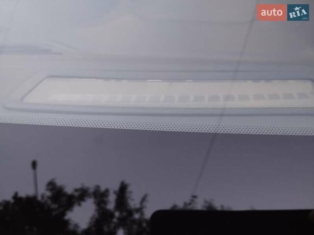 Білий Форд Фьюжен, об'ємом двигуна 2 л та пробігом 93 тис. км за 16500 $, фото 13 на Automoto.ua