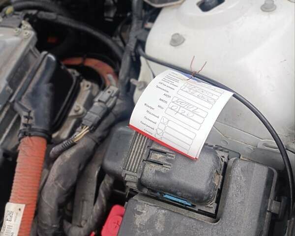 Білий Форд Фьюжен, об'ємом двигуна 2 л та пробігом 130 тис. км за 16850 $, фото 13 на Automoto.ua