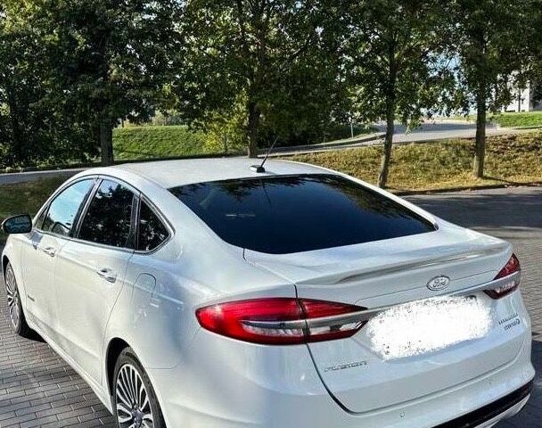Форд Фьюжен 2018 у Києві на Automoto.ua Білий Форд Фьюжен, об'ємом двигуна 0 л та пробігом 131 тис. км за 7800 $, фото 5 на Automoto.ua