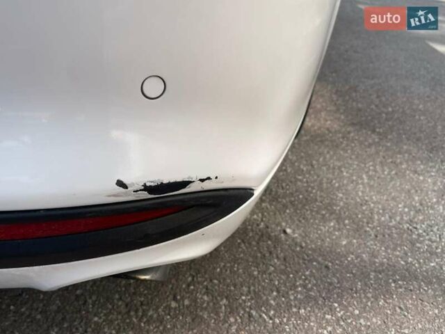 Белый Форд Фьюжн, объемом двигателя 1.5 л и пробегом 75 тыс. км за 12000 $, фото 22 на Automoto.ua