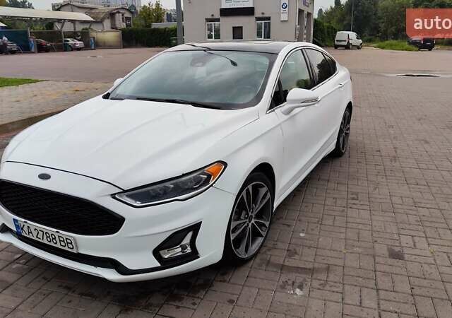 Білий Форд Фьюжен, об'ємом двигуна 2 л та пробігом 125 тис. км за 12500 $, фото 7 на Automoto.ua