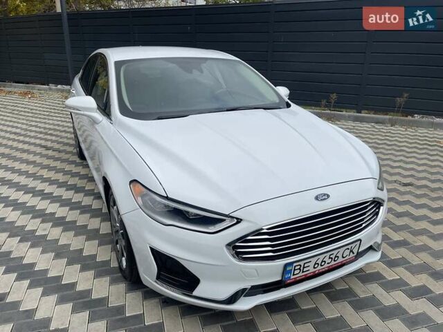 Форд Фьюжен 2018 у Миколаєві на Automoto.ua Білий Форд Фьюжен, об'ємом двигуна 1.5 л та пробігом 93 тис. км за 12999 $, фото 10 на Automoto.ua