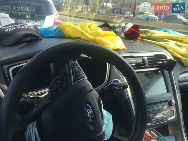 Форд Фьюжн 2018 в Львове на Automoto.ua Белый Форд Фьюжн, объемом двигателя 2 л и пробегом 120 тыс. км за 14400 $, фото 2 на Automoto.ua