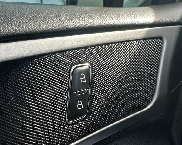 Белый Форд Фьюжн, объемом двигателя 2 л и пробегом 55 тыс. км за 14700 $, фото 15 на Automoto.ua