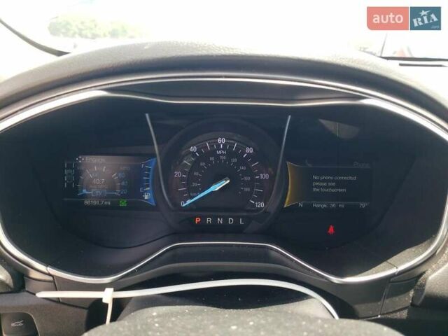 Білий Форд Фьюжен, об'ємом двигуна 2 л та пробігом 137 тис. км за 3600 $, фото 8 на Automoto.ua