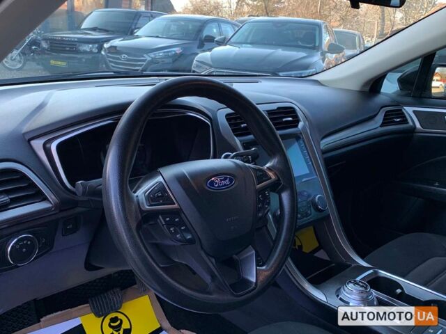 Форд Фьюжн 2018 в Коломые на Automoto.ua Белый Форд Фьюжн, объемом двигателя 2 л и пробегом 120 тыс. км за 15999 $, фото 6 на Automoto.ua