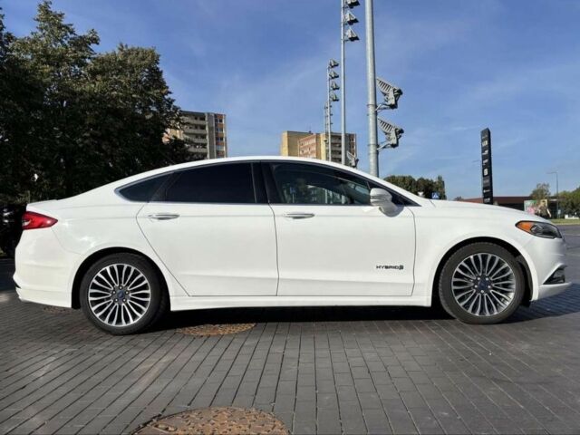 Форд Фьюжен 2018 у Києві на Automoto.ua Білий Форд Фьюжен, об'ємом двигуна 0 л та пробігом 131 тис. км за 7800 $, фото 2 на Automoto.ua