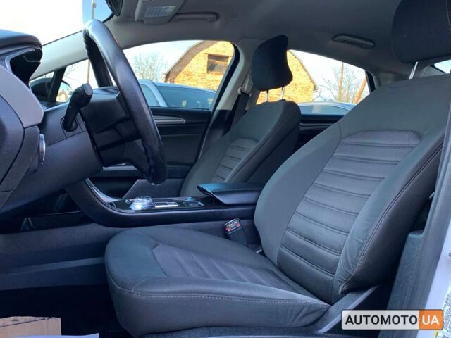 Форд Фьюжн 2018 в Коломые на Automoto.ua Белый Форд Фьюжн, объемом двигателя 2 л и пробегом 120 тыс. км за 15999 $, фото 7 на Automoto.ua