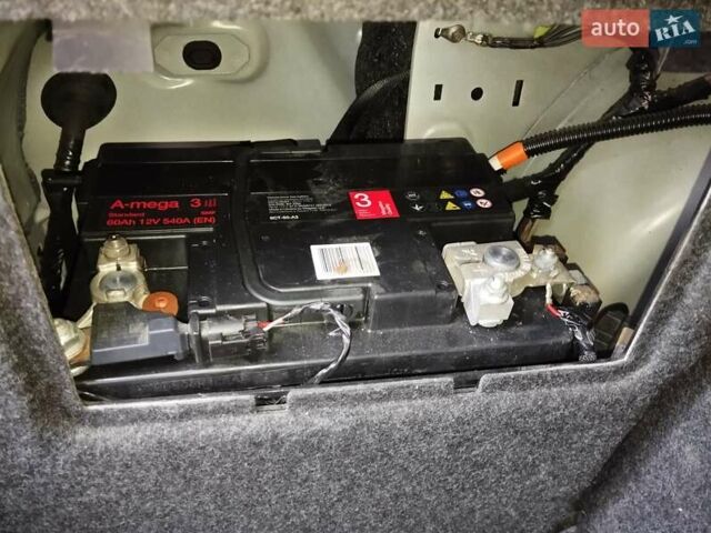 Белый Форд Фьюжн, объемом двигателя 2 л и пробегом 93 тыс. км за 16600 $, фото 37 на Automoto.ua
