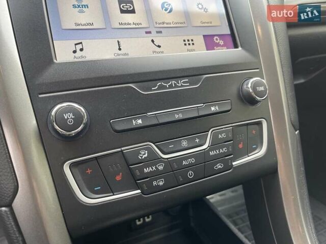 Білий Форд Фьюжен, об'ємом двигуна 1.5 л та пробігом 93 тис. км за 10999 $, фото 20 на Automoto.ua