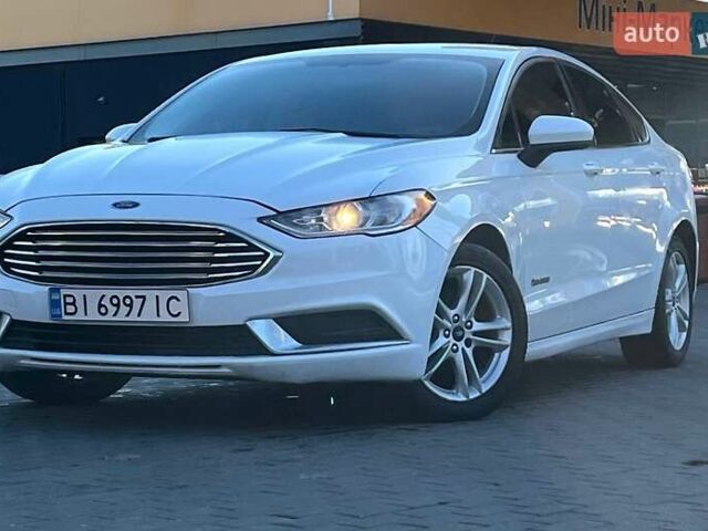 Белый Форд Фьюжн, объемом двигателя 2 л и пробегом 158 тыс. км за 13800 $, фото 1 на Automoto.ua